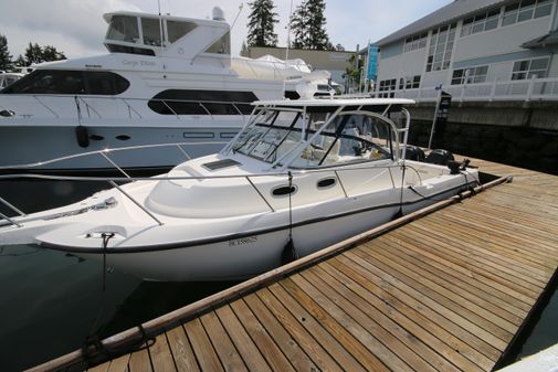 Boston Whaler 305 Conquest image