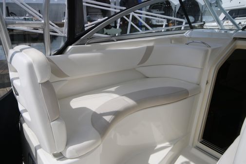 Boston Whaler 305 Conquest image