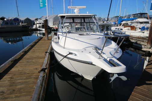 Boston Whaler 305 Conquest image