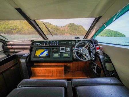 Fairline 50 image