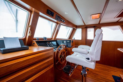 DeFever Euro Pilothouse image