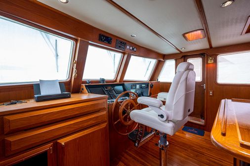 DeFever Euro Pilothouse image