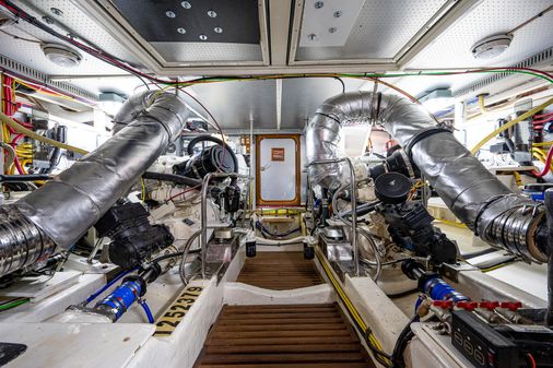 DeFever Euro Pilothouse image