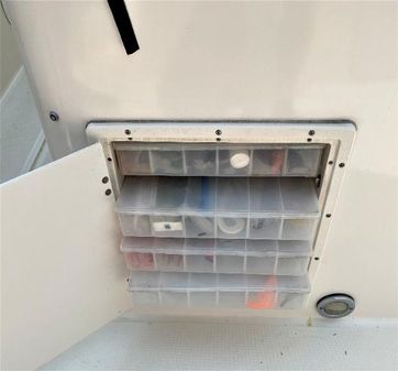 Pursuit 2870-CENTER-CONSOLE image