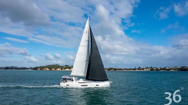 Beneteau Oceanis 51.1