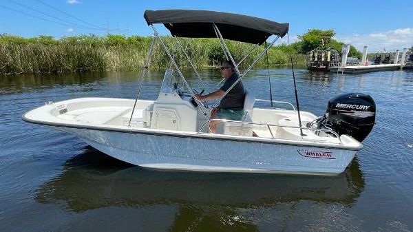 Boston Whaler 150 Montauk 