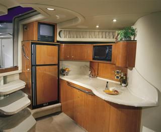 Sea Ray 380 Sundancer image