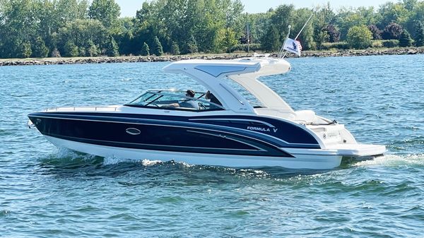 Formula 310 Bowrider