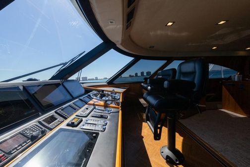 Viking 92 Sky Bridge image