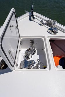 Viking 92 Sky Bridge image