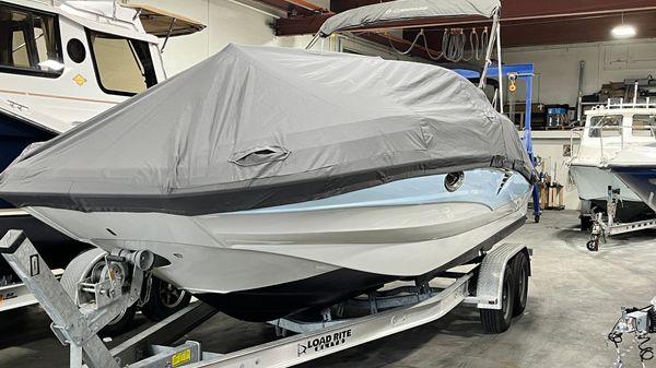 Crownline Eclipse E235 XS 