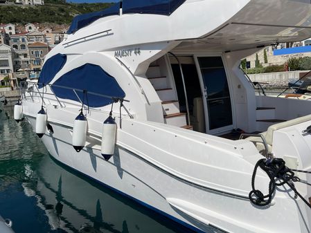 Majesty 44 image