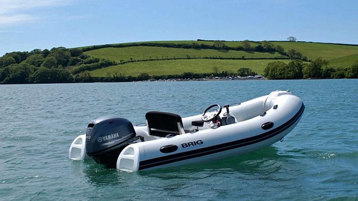 Brig Falcon Tender 360 - main image