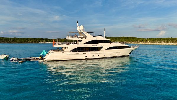 Benetti 120 Classic image