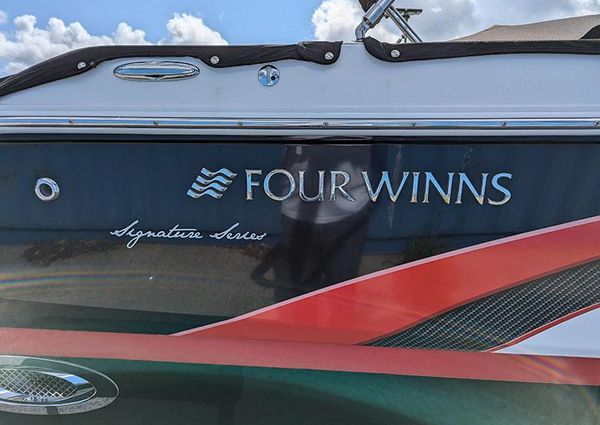 Four-winns S235 image