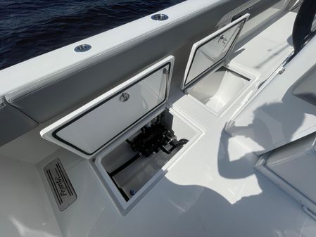 Front Runner 37 Catamaran image