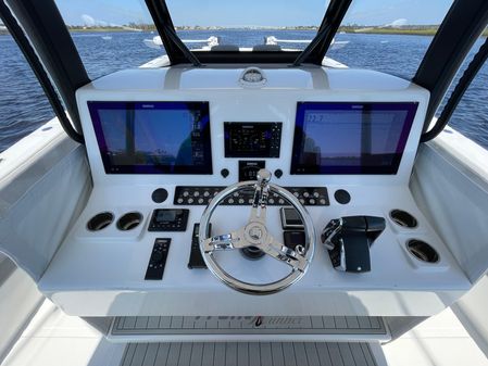 Front Runner 37 Catamaran image