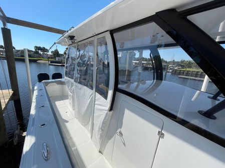 Front Runner 37 Catamaran image