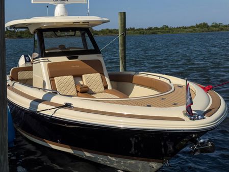 Chris-Craft 30 Catalina image