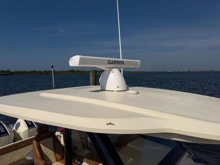 Chris-Craft 30 Catalina image