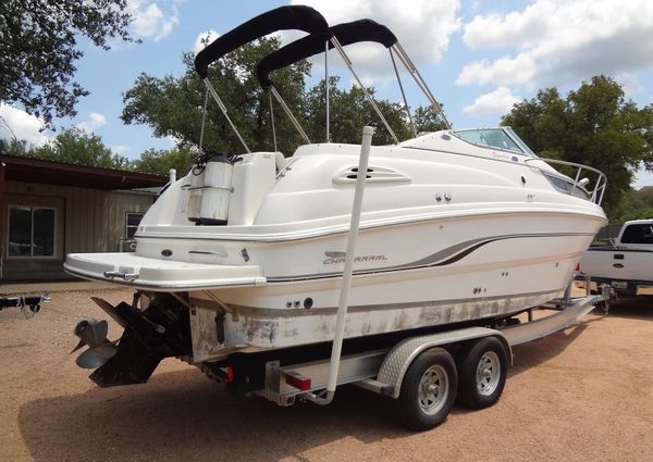 Chaparral Signature 260 image