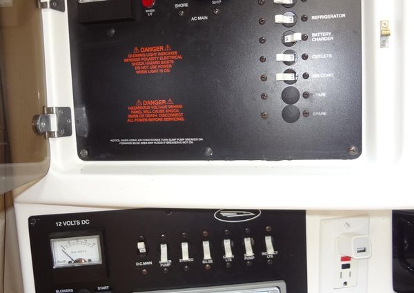 Chaparral Signature 260 image