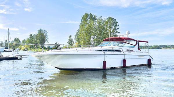 Sea Ray 420 Sundancer 