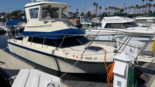 Skipjack 25 Flybridge 