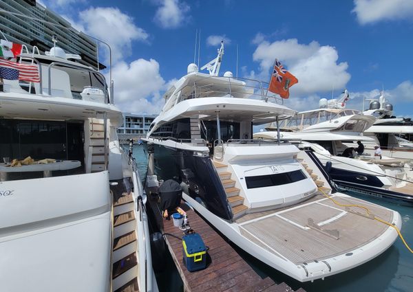 Sunseeker 86 Yacht image