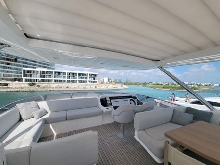 Sunseeker 86 Yacht image