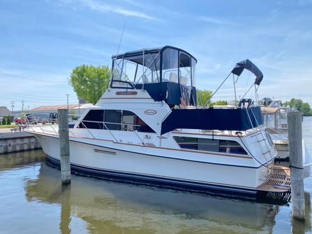 Ocean-yachts 42-SUN-LINER-MOTOR-YACHT image