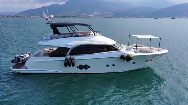 Monte Carlo Yachts MCY 65 