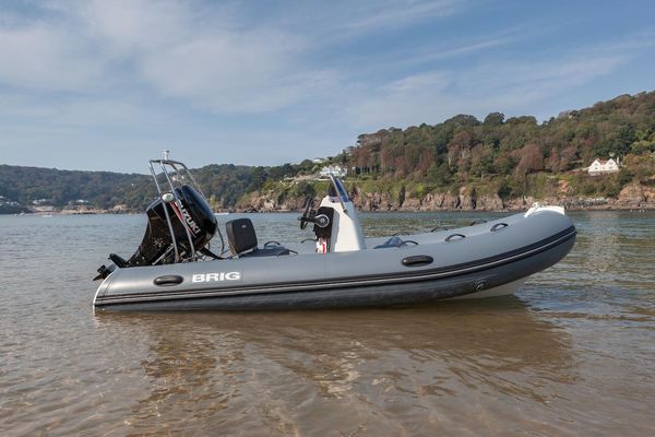 Brig Falcon Tender 420 - main image