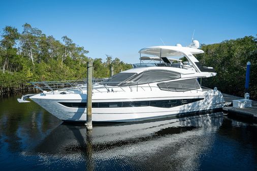 Galeon 550 Fly image