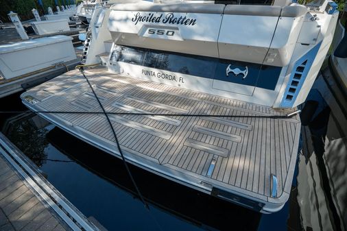 Galeon 550 Fly image