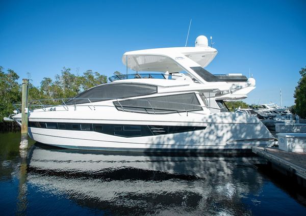 Galeon 550 Fly image