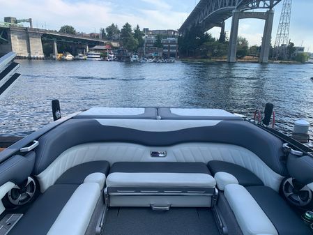 Malibu Wakesetter 25 LSV image