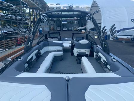 Malibu Wakesetter 25 LSV image