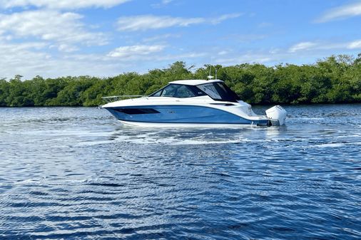 Sea Ray 320 Sundancer image