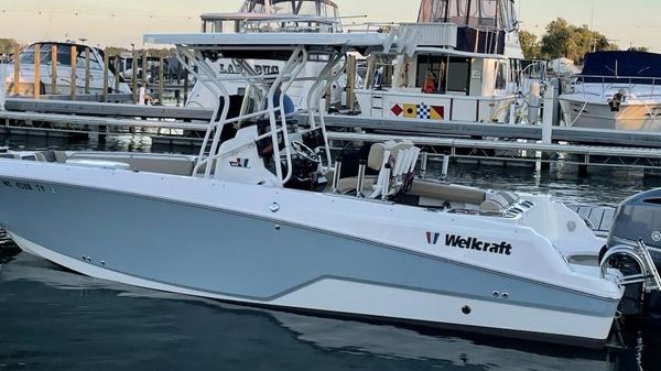 Wellcraft 242 Fisherman