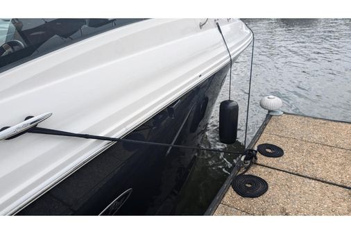 Sea Ray Sundancer 320 Outboard image