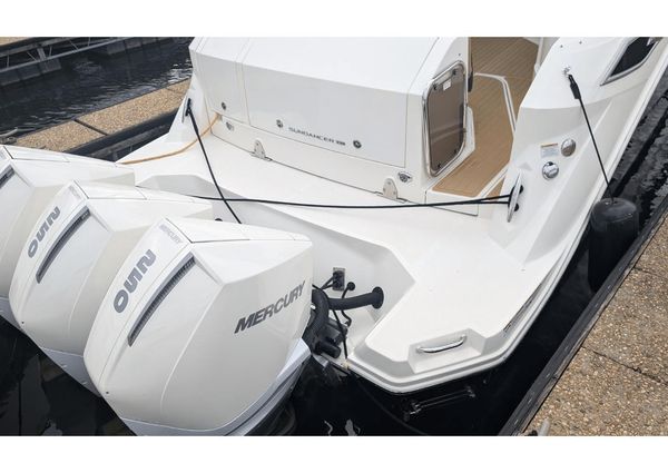 Sea Ray Sundancer 320 Outboard image