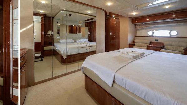 Ferretti Yachts 760 image