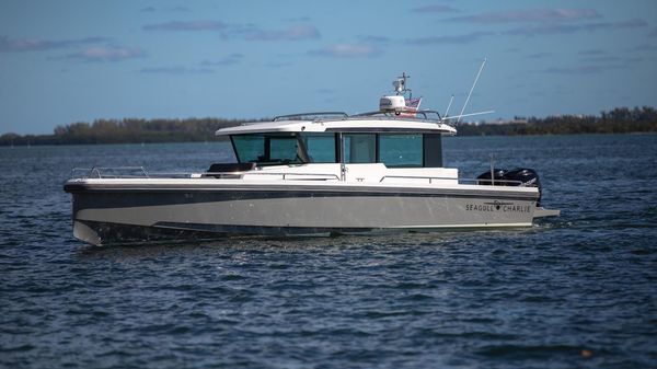 Axopar 37 XC CROSS CABIN