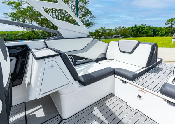 Yamaha-boats 252S image