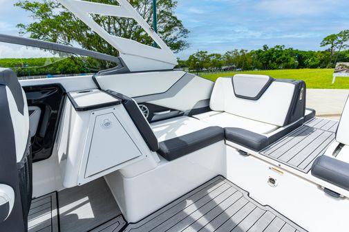 Yamaha-boats 252S image