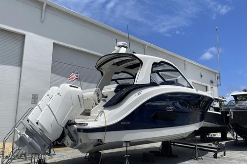 Sea Ray Sundancer 370 Outboard image