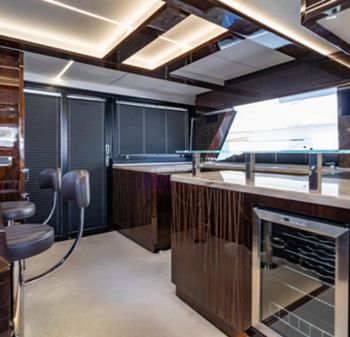 Galeon 640 Fly image