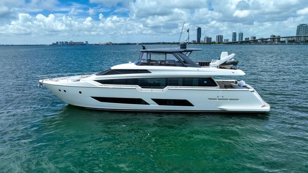 Ferretti Yachts 850 image