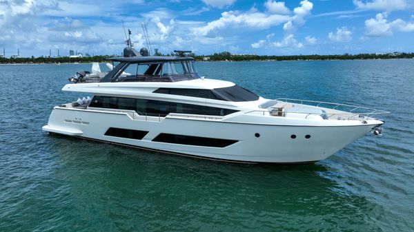 Ferretti Yachts 850 image